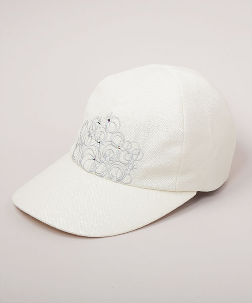 OFF WHITE
